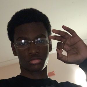 Meet your Posher, Derrici